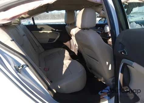 2017 Buick Regal Turbo Premium Ii z USA, uszkodzony, nr VIN 2G4GR5GX2H9163928